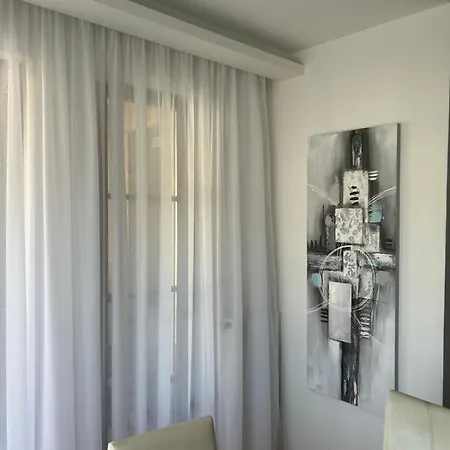 Luca Apartment