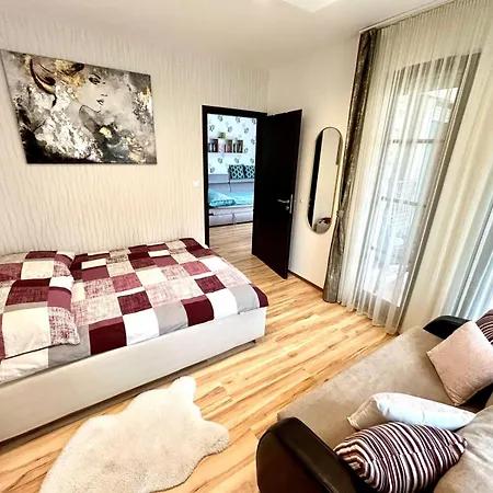 Apartament Luca *